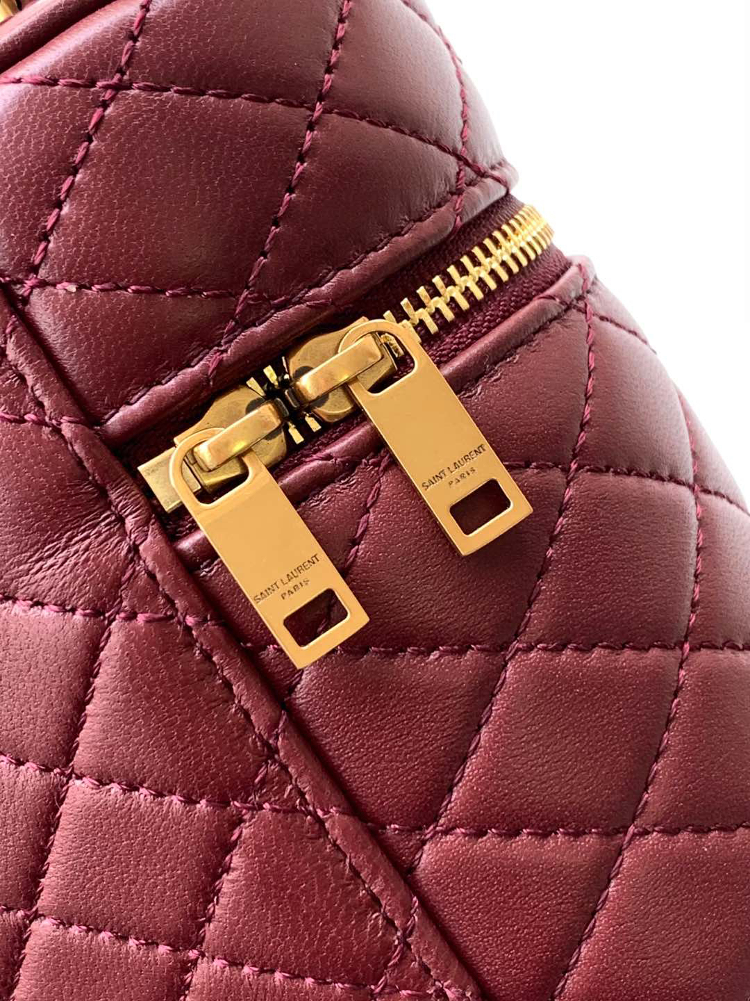 サンローラン「Saint Laurent」ギャビー ヴァニティバッグ（ラムスキン）