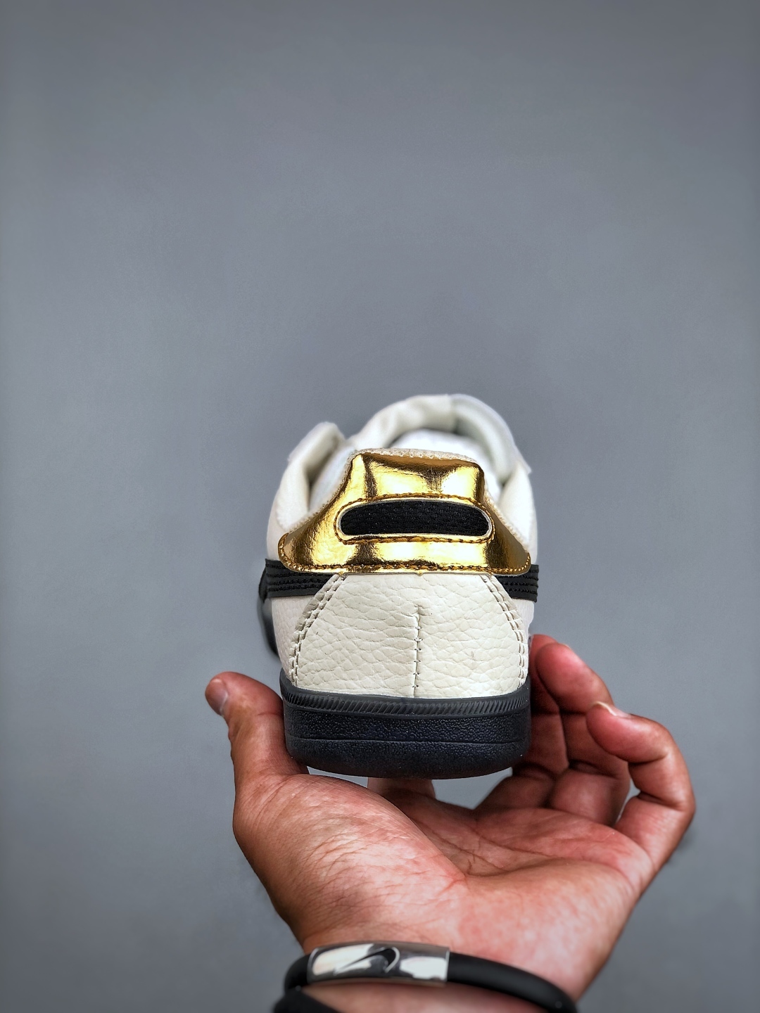 オニツカタイガー「Onitsuka Tiger」MEXICO 66 スリッポン スニーカー