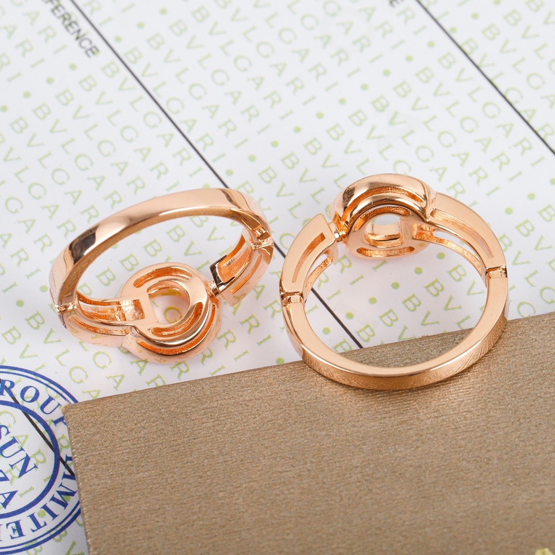 ブルガリ「Bvlgari」エレガントなリングコレクション