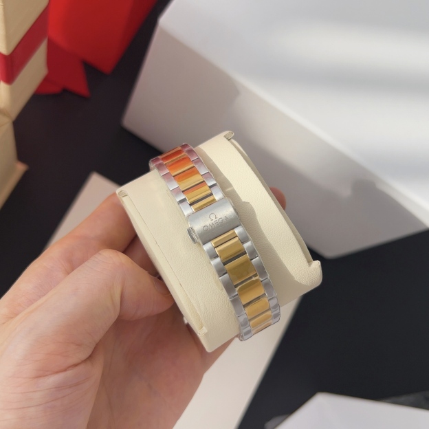 オメガ「Omega」アクアテラ 34mm マスタークロノメーター