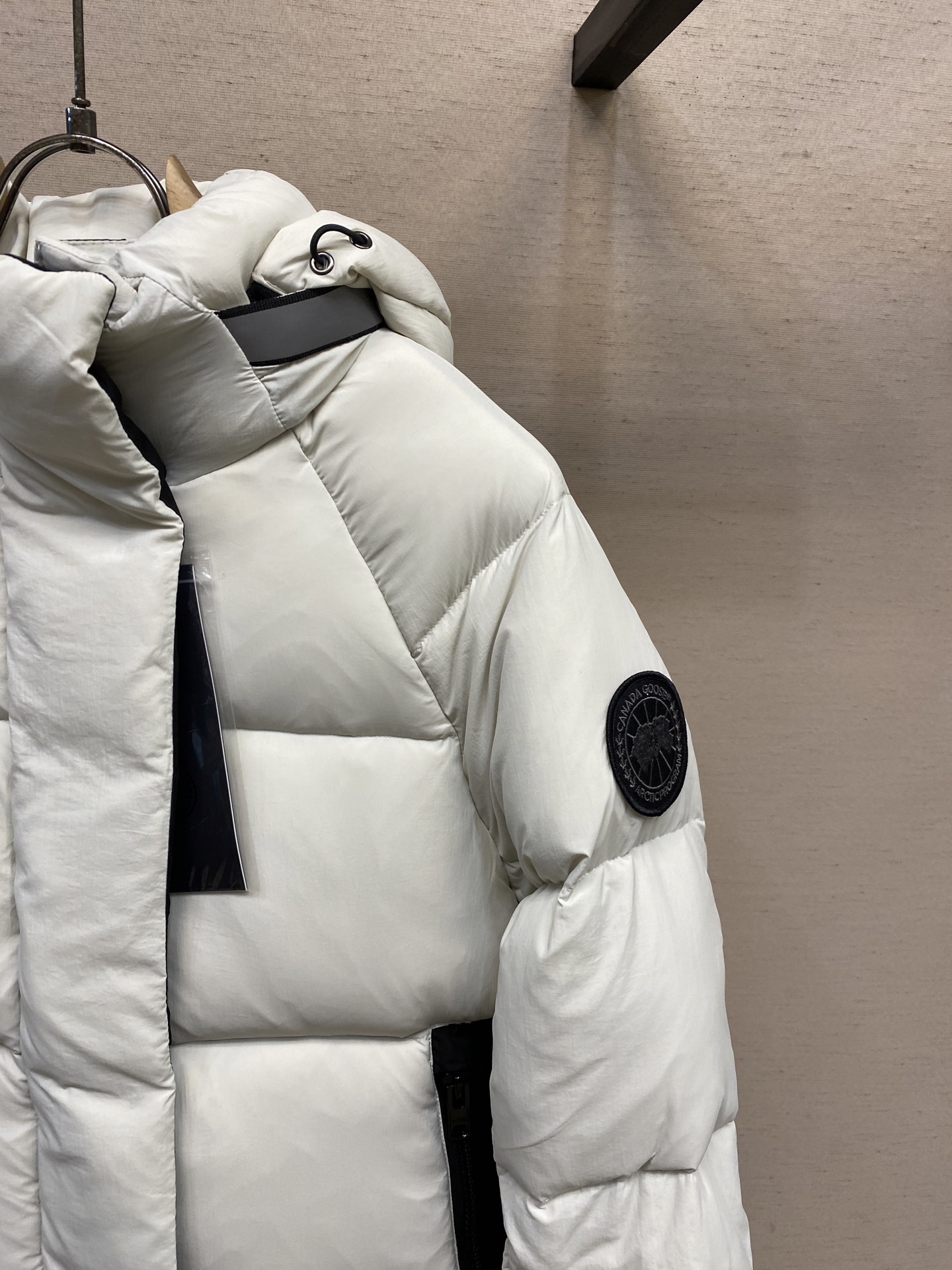 カナダグース ファッションダウンジャケット