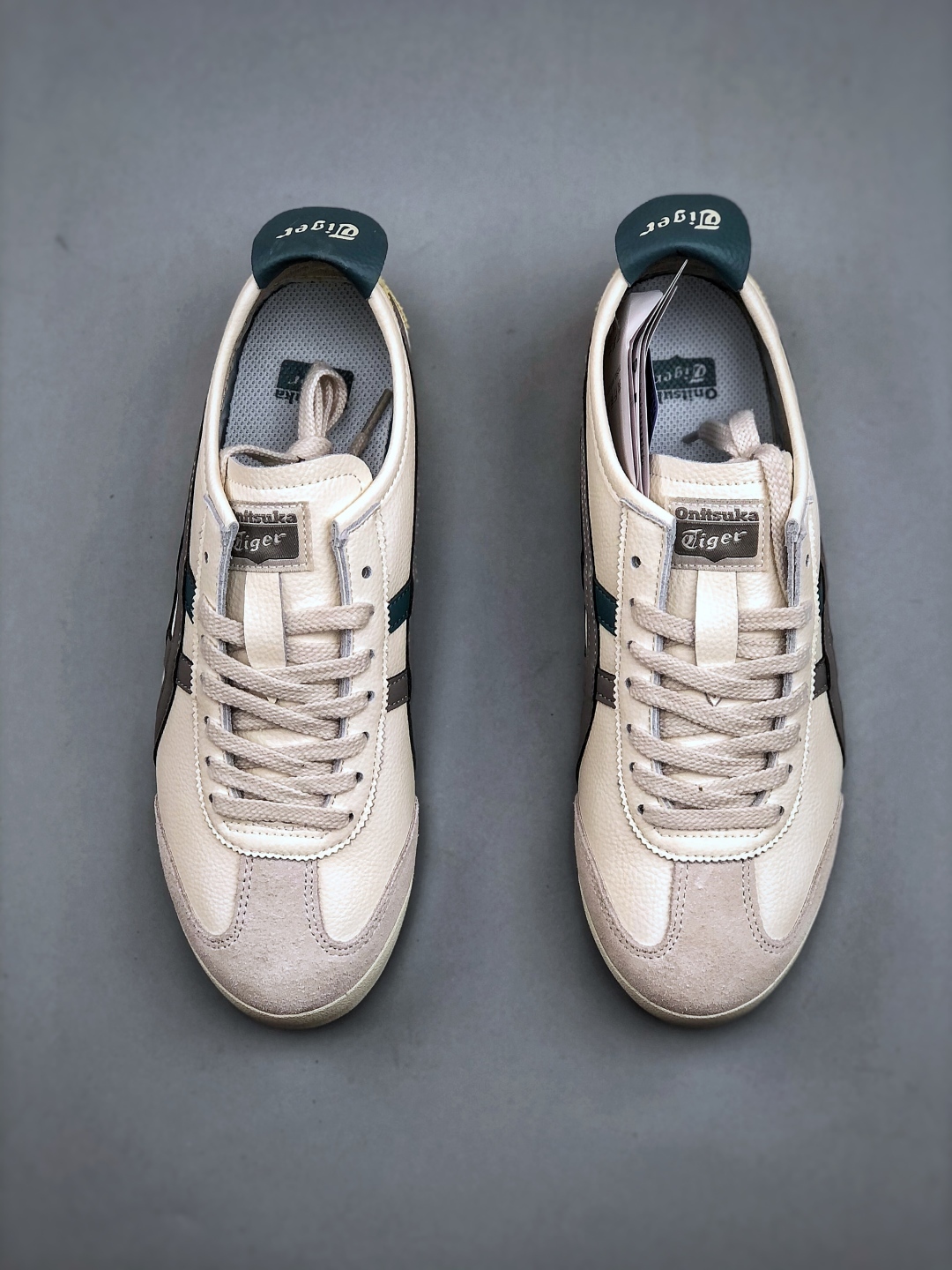 オニツカタイガー「Onitsuka Tiger」MEXICO 66 スリッポン スニーカー