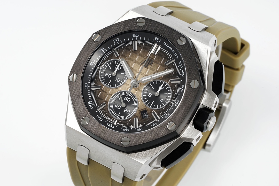 オーデマ ピゲ「Audemars Piguet」ロイヤルオークオフショア クロノグラフ 自動巻き 腕時計 43mm