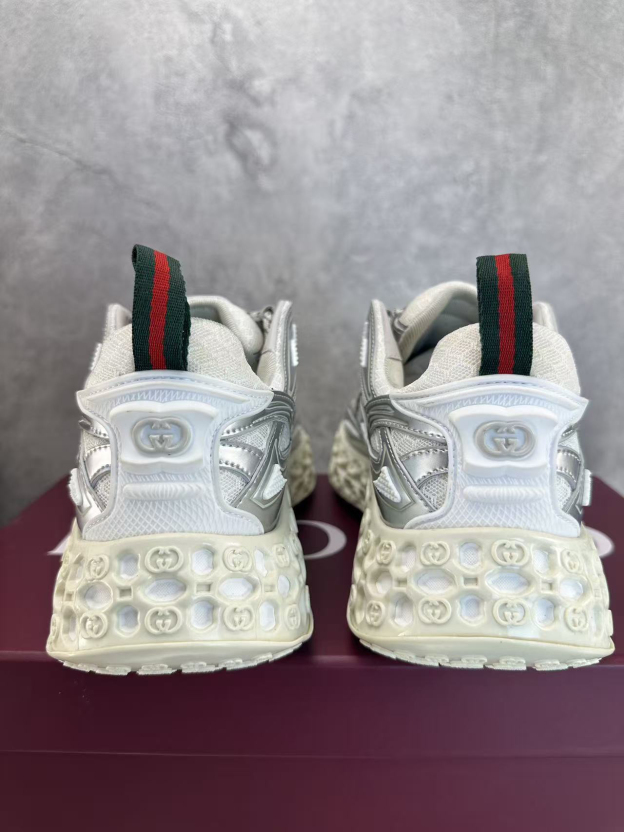 グッチ「Gucci」グッチ cub3d スニーカー / メンズレザースニーカー