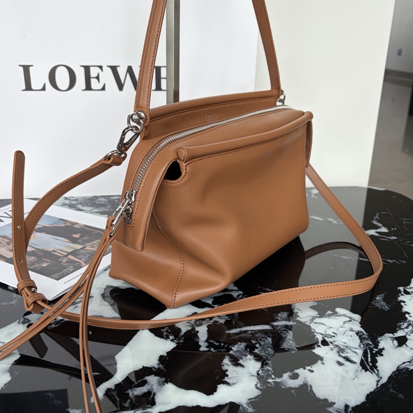 ロエベ「Loewe」2026 ロエベ アマソナ 180 ハンドバッグ / トートバッグ