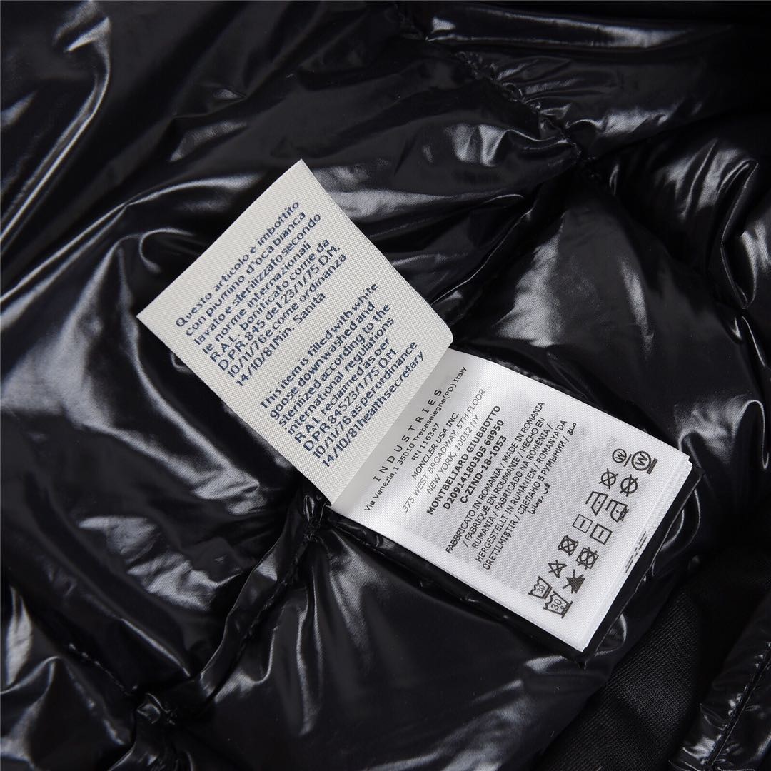 モンクレール メンズ 三色織りテープカラーストライプショートダウンジャケット