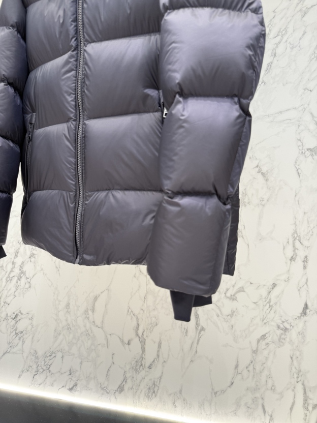 バーバリー「Burberry」秋冬ファッションフード付きダウンジャケット