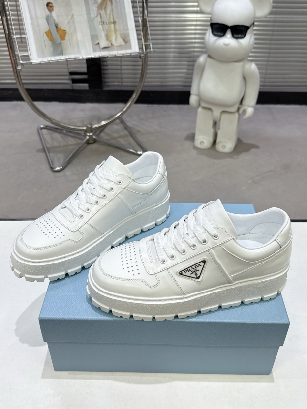 プラダ［Prada］America's Cup レザースニーカー