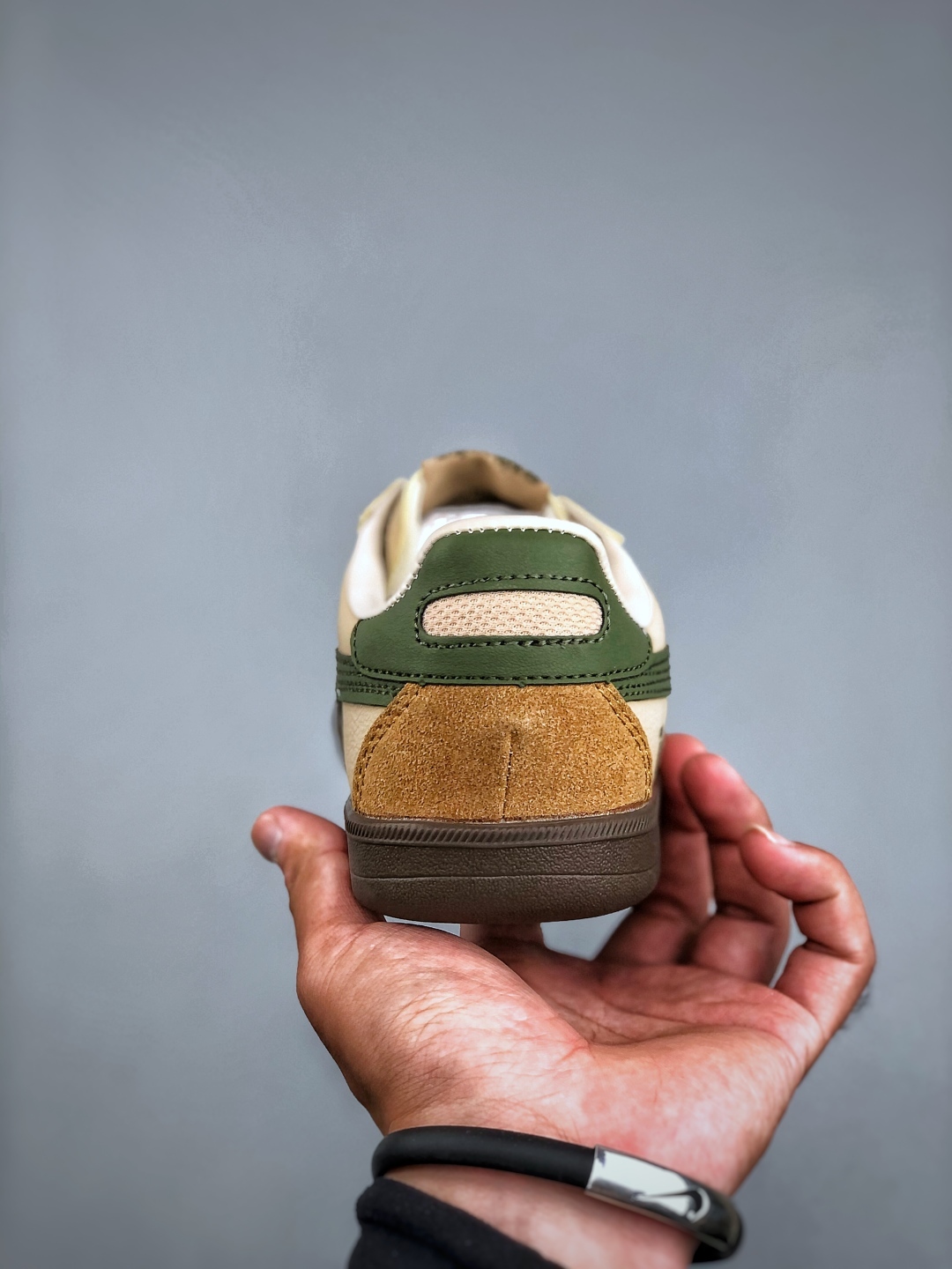 オニツカタイガー「Onitsuka Tiger」MEXICO 66 スリッポン スニーカー