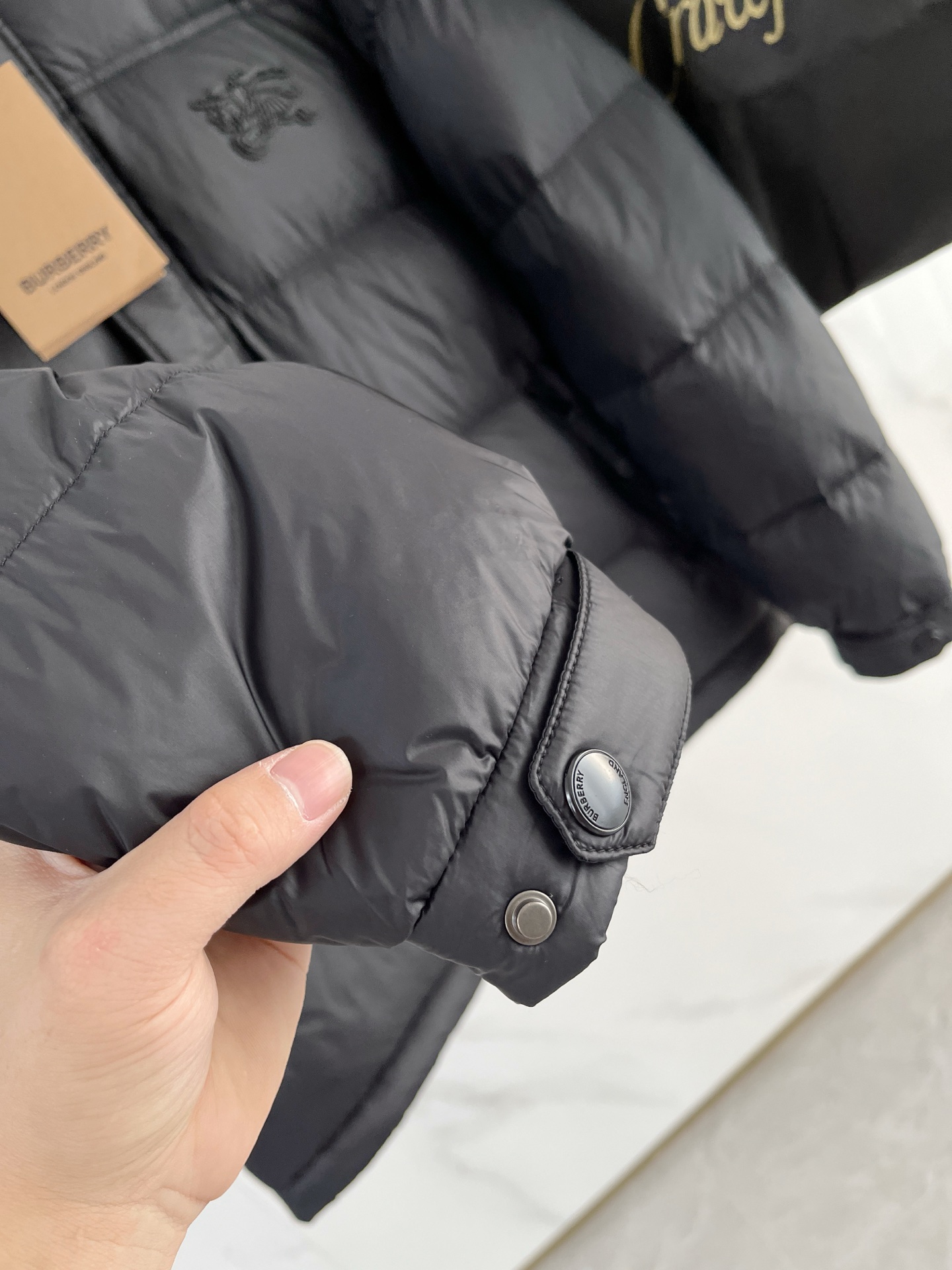 バーバリー「Burberry」秋冬メンズファッションダウンジャケット