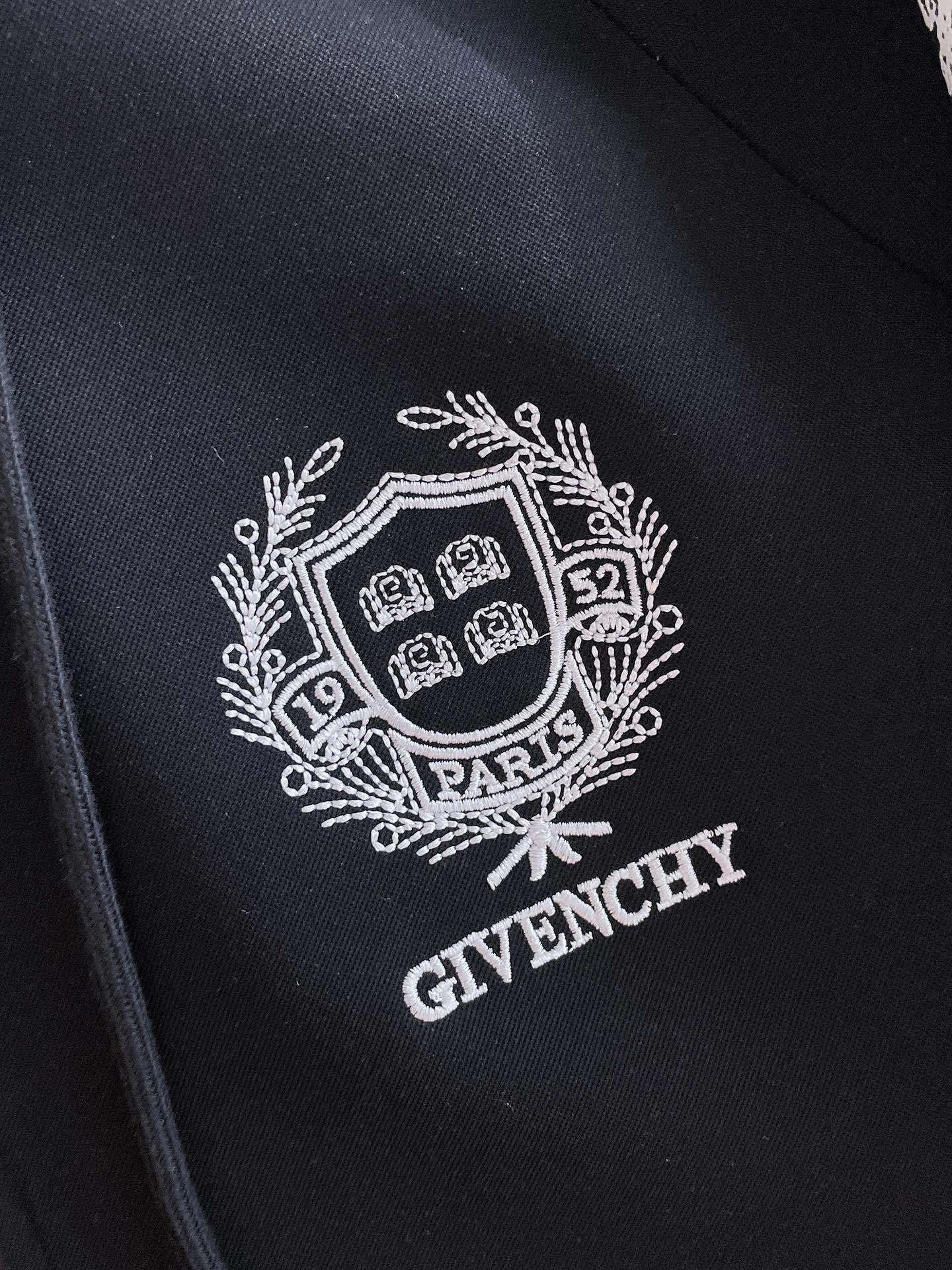 ジバンシィ「Givenchy」 秋冬 メンズ カジュアルスポーツセット