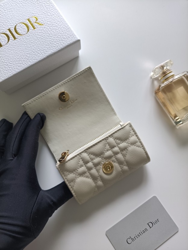 ディオール「Dior」ディオール 30 モンテーニュ グリシン ウォレット / コンパクトウォレット