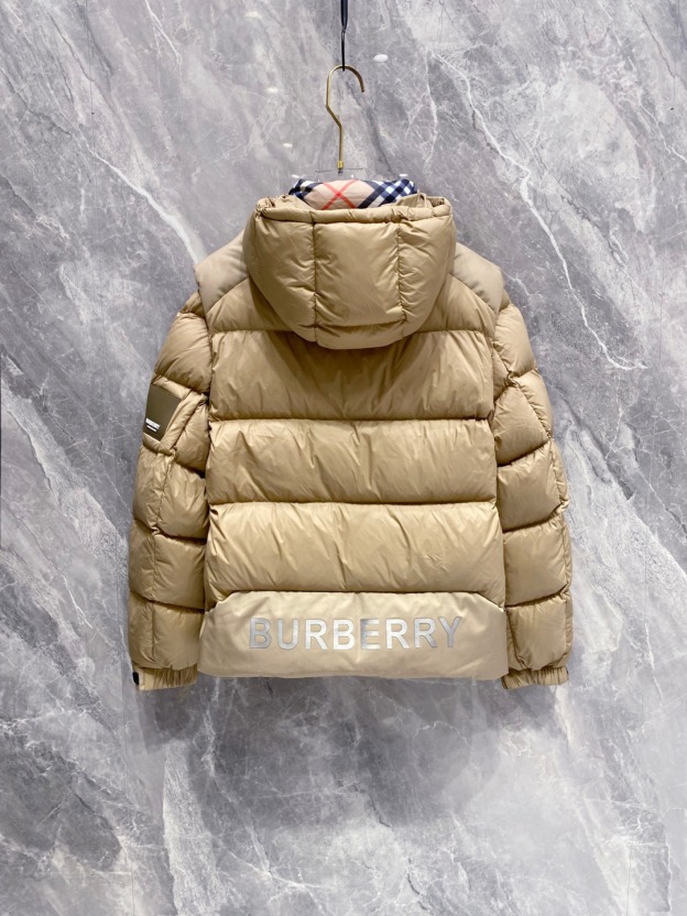 バーバリー「Burberry」秋冬着脱式袖＆フード付きダウンジャケット
