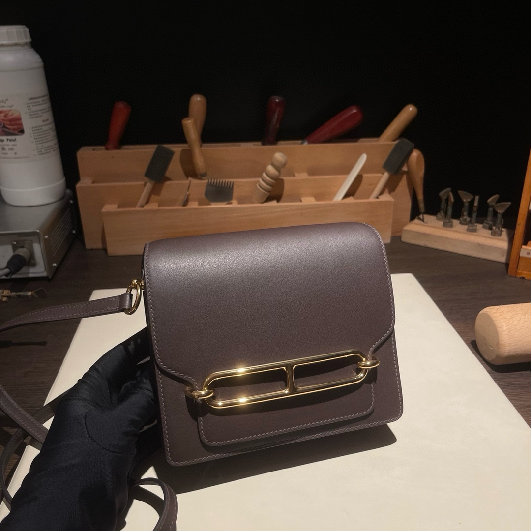 エルメス「Hermès」ルリス 19 ショルダーバッグ「Roulis Bag」-isetant