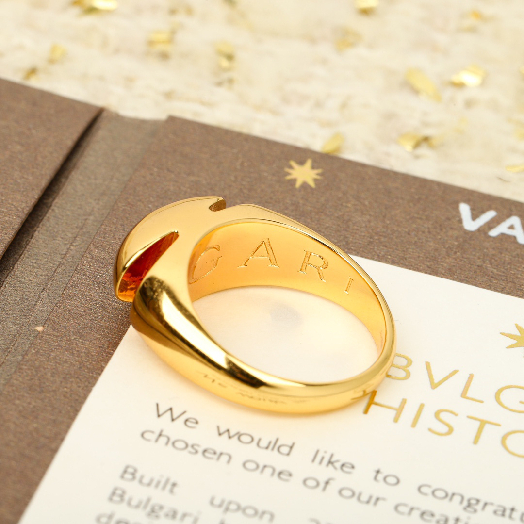 ブルガリ「Bvlgari」エレガントなリングコレクション