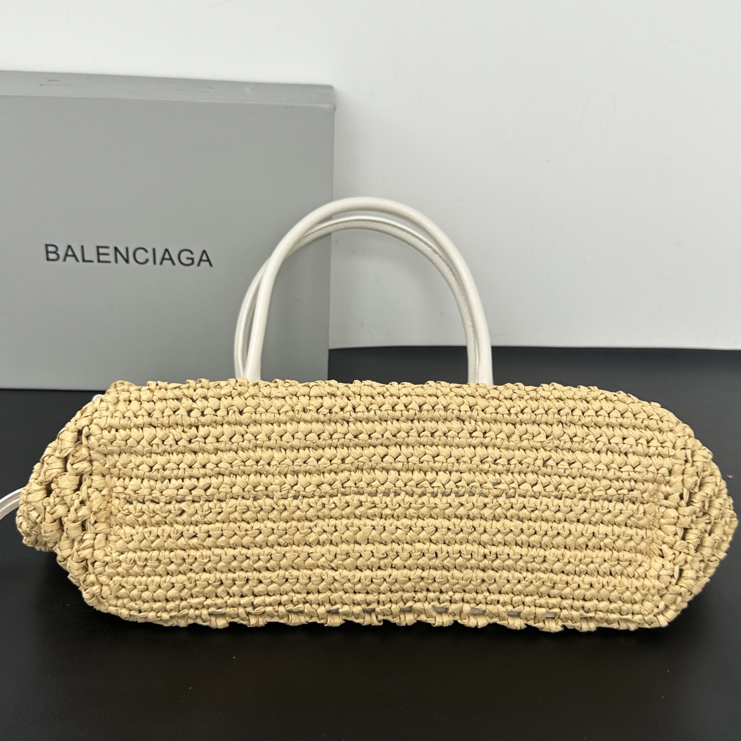 バレンシアガ「Balenciaga」バレンシアガ ル・シティ バスケット / ラフィアトートバッグ
