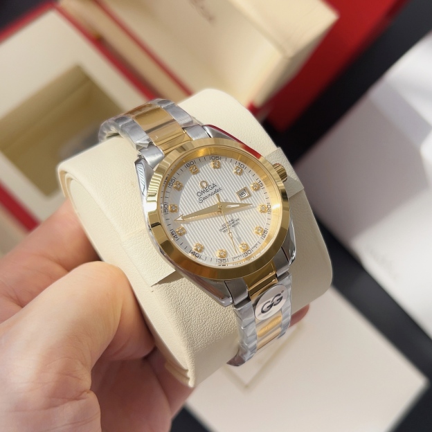 オメガ「Omega」アクアテラ 34mm マスタークロノメーター