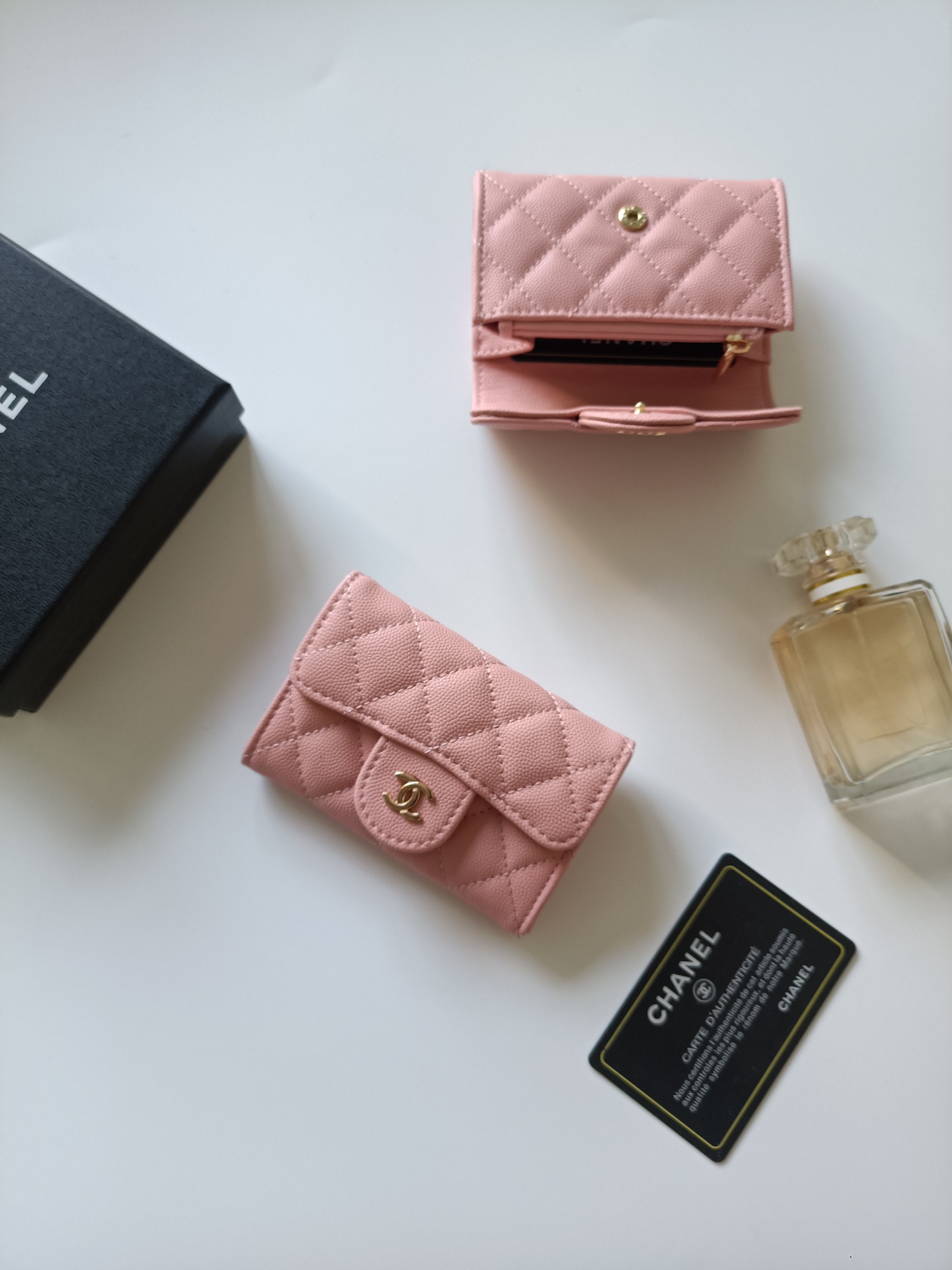 シャネル「Chanel」シャネル クラシック ジップ カードホルダー / コインケース