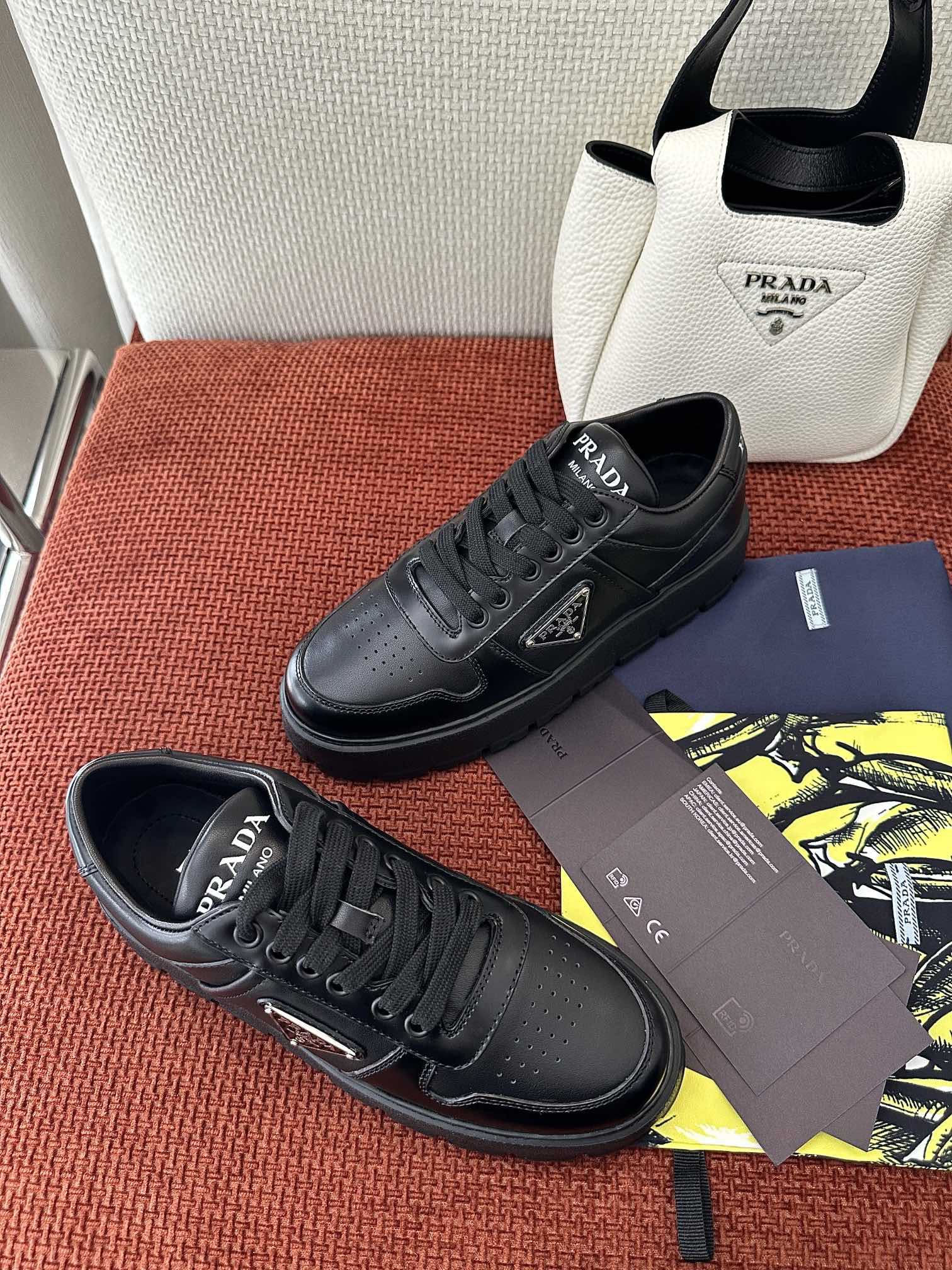 プラダ［Prada］America's Cup レザースニーカー