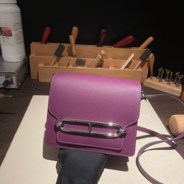 エルメス「Hermès」ルリス 19 ショルダーバッグ「Roulis Bag」-isetant