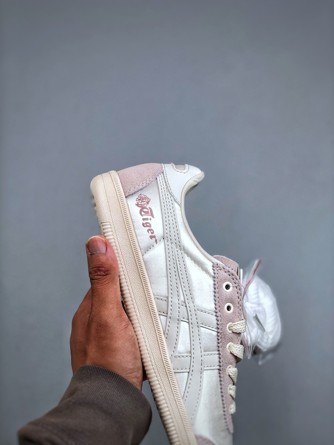 オニツカタイガー「Onitsuka Tiger」Tokuten ― ローカット レトロ ランニングスニーカー