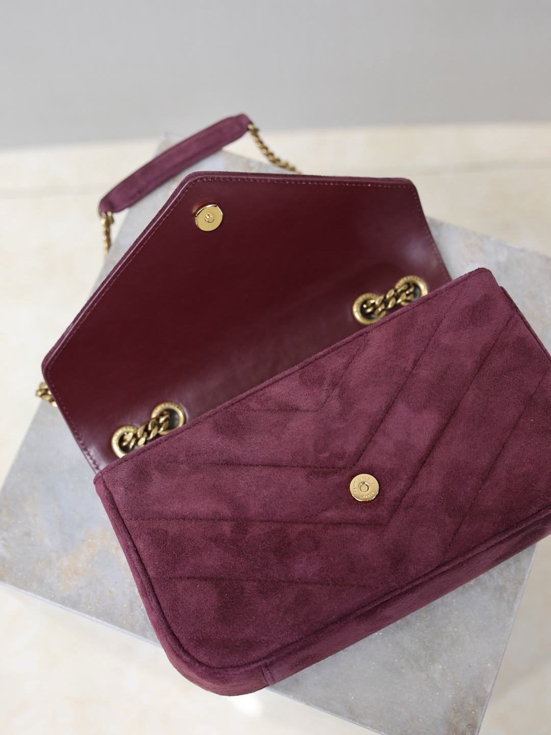 2026サンローラン「Saint Laurent LOULOU スモール スエード ショルダーバッグ
