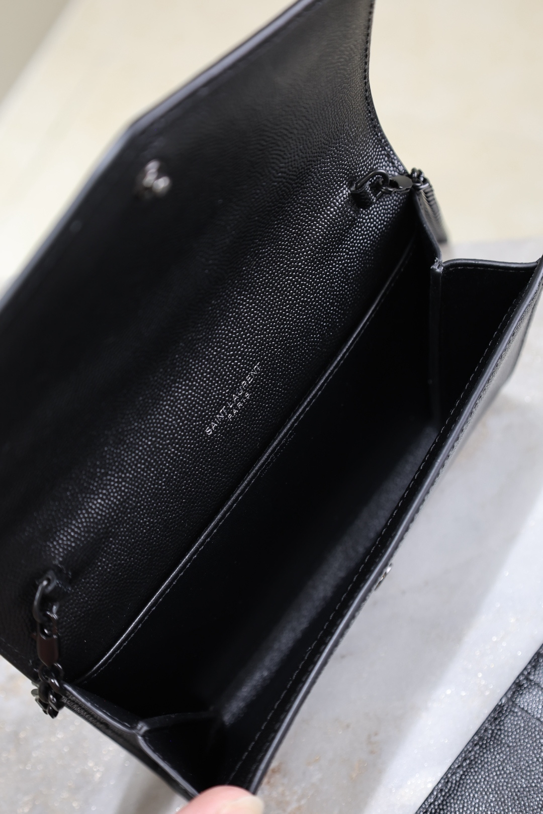 2026サンローラン「SAINT LAURENT UPTOWN チェーンウォレット