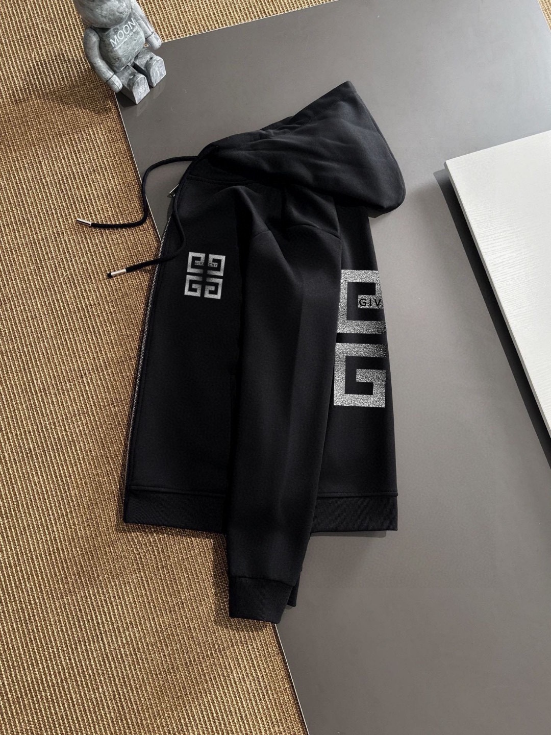 ジバンシィ「Givenchy」 秋冬 メンズ カジュアルスポーツセット