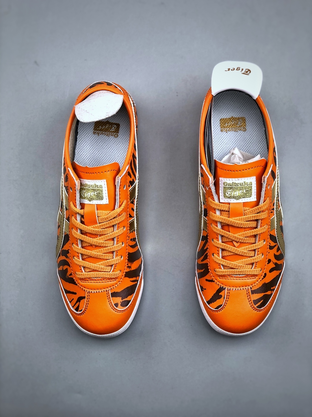 オニツカタイガー「Onitsuka Tiger」MEXICO 66 スリッポン スニーカー