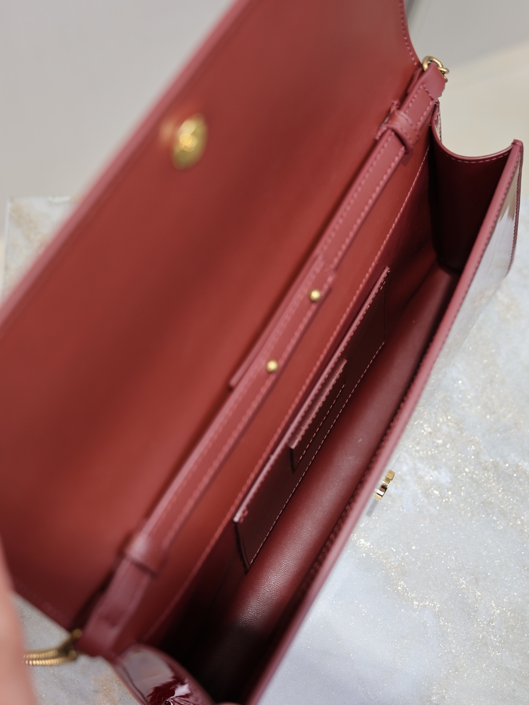 2026サンローラン「SAINT LAURENT CLASSIC KATE チェーンウォレット（WOC）