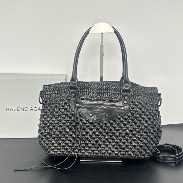 バレンシアガ「Balenciaga」バレンシアガ ル・シティ バスケット / ラフィアトートバッグ