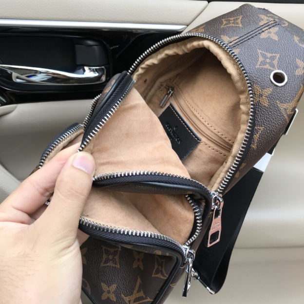 ルイ・ヴィトン「Louis Vuitton」メンズ ウエストバッグ