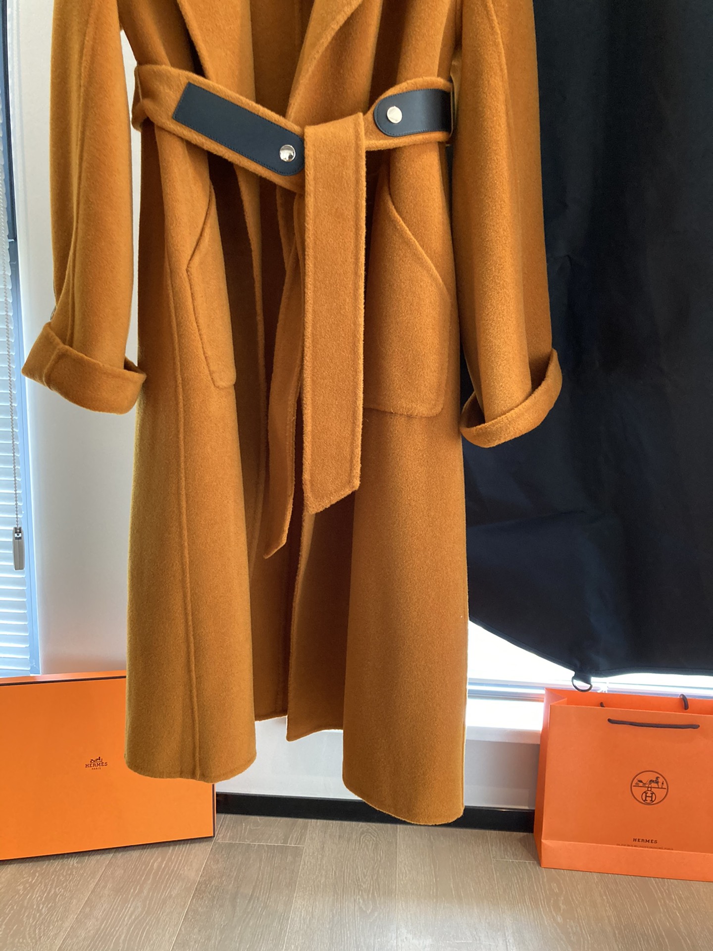 エルメス「Hermès」秋冬ファッションカシミアコート