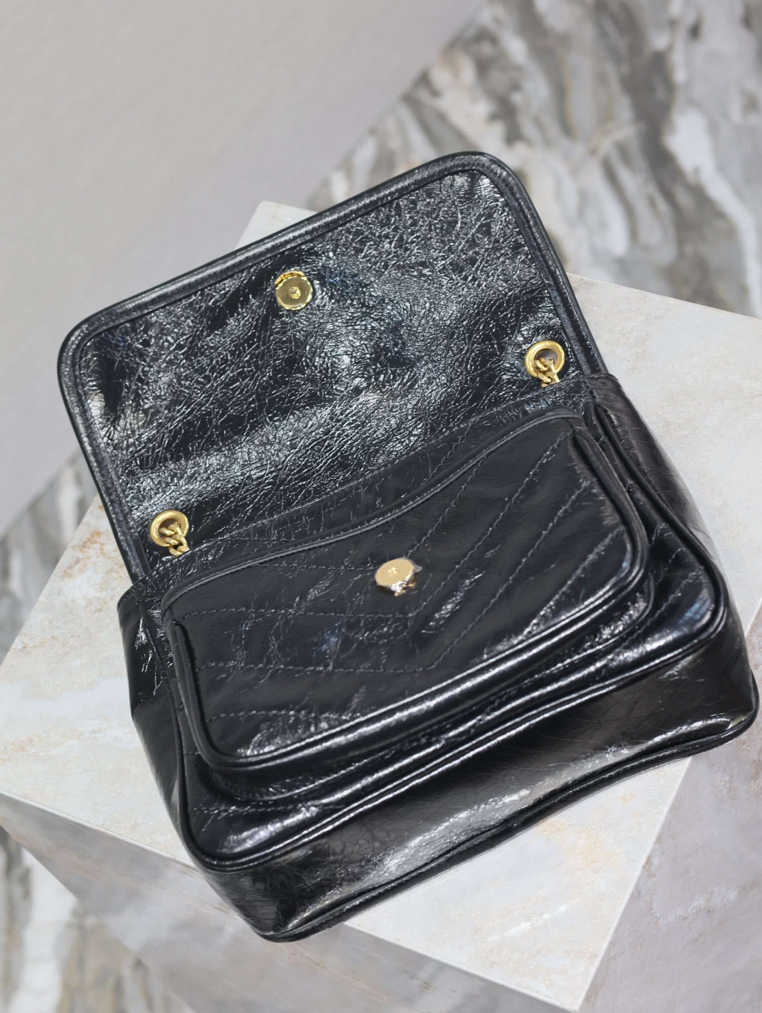 2026サンローラン「Saint Laurent NIKI スモール ヴィンテージクリンクルレザー チェーンショルダーバッグ