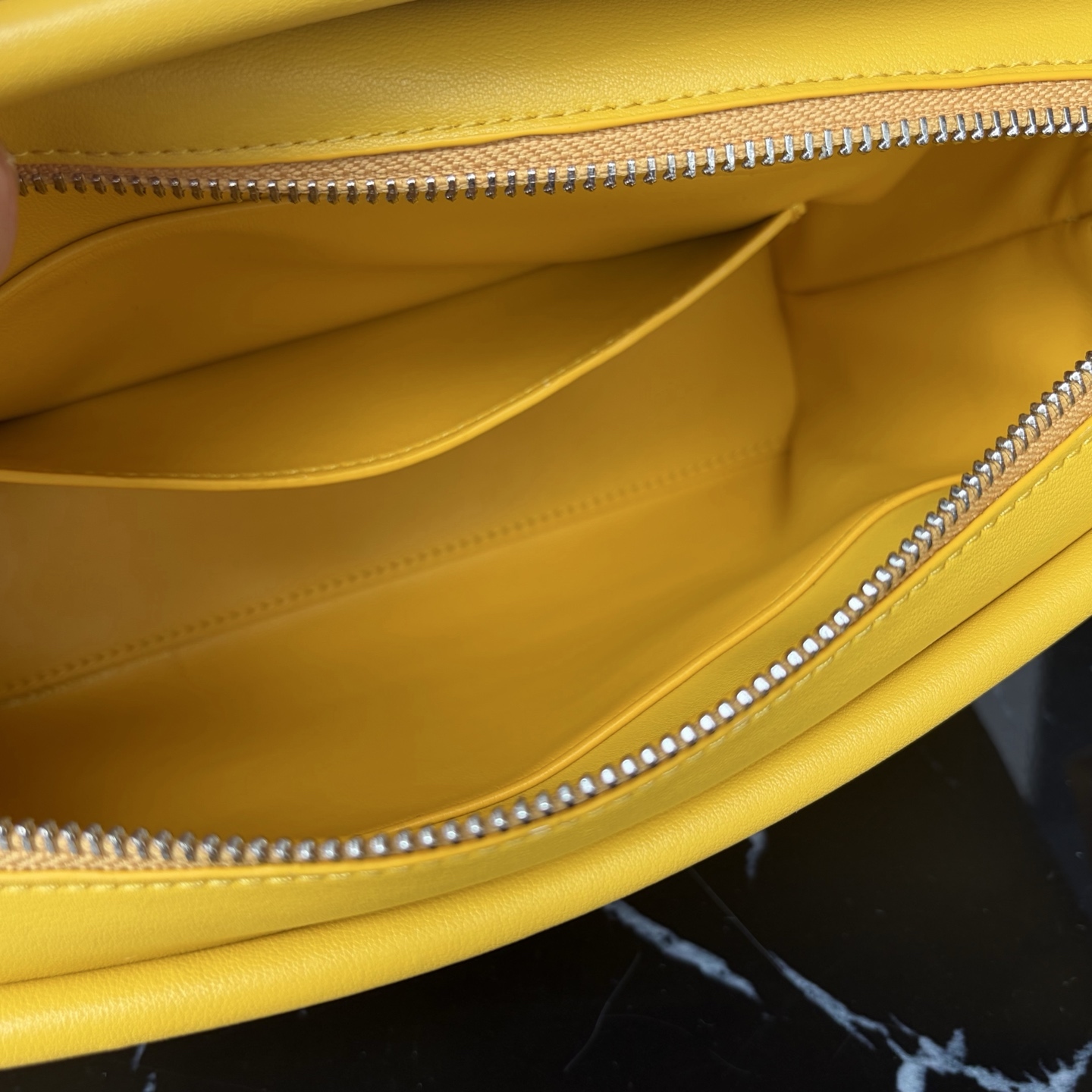 ロエベ「Loewe」2026 ロエベ アマソナ 180 ハンドバッグ / トートバッグ