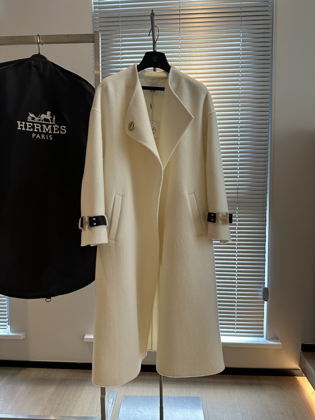 エルメス「Hermès」ラグジュアリーカシミアコート