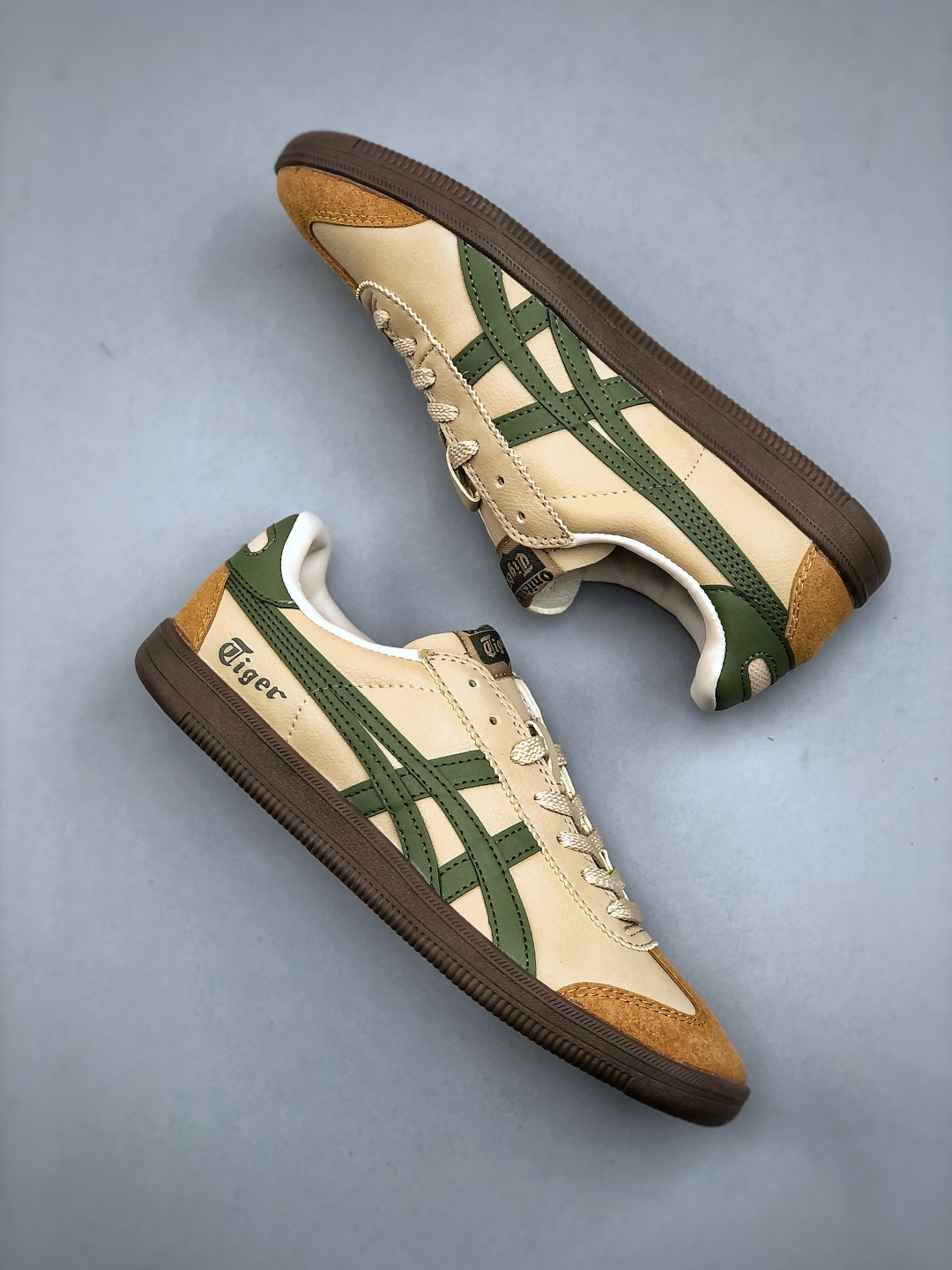 オニツカタイガー「Onitsuka Tiger」MEXICO 66 スリッポン スニーカー
