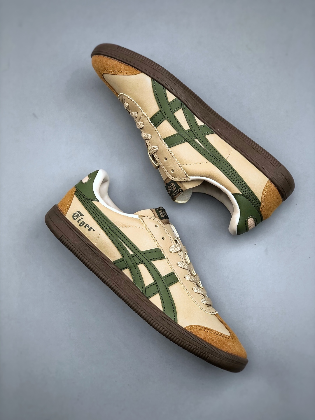 オニツカタイガー「Onitsuka Tiger」MEXICO 66 スリッポン スニーカー
