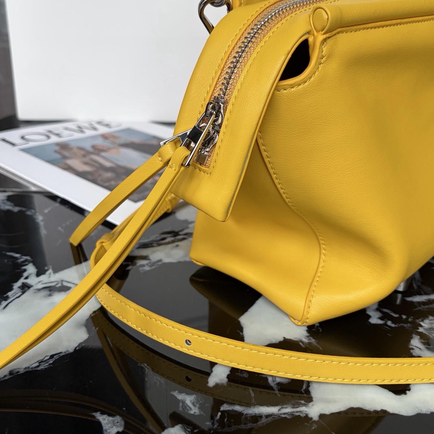 ロエベ「Loewe」2026 ロエベ アマソナ 180 ハンドバッグ / トートバッグ
