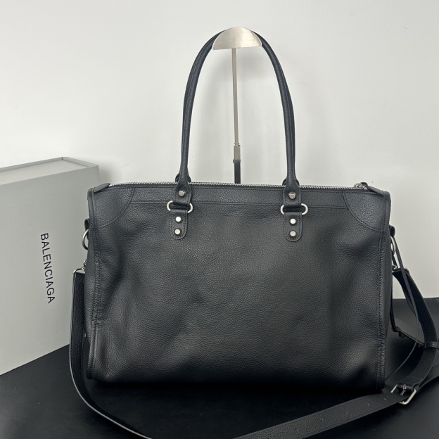 バレンシアガ「Balenciaga」バレンシアガ ル・シティ / ショルダーバッグ