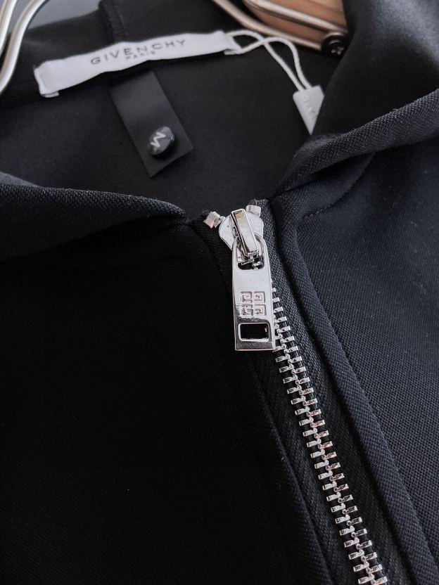 ジバンシィ「Givenchy」 秋冬 メンズ カジュアルスポーツセット