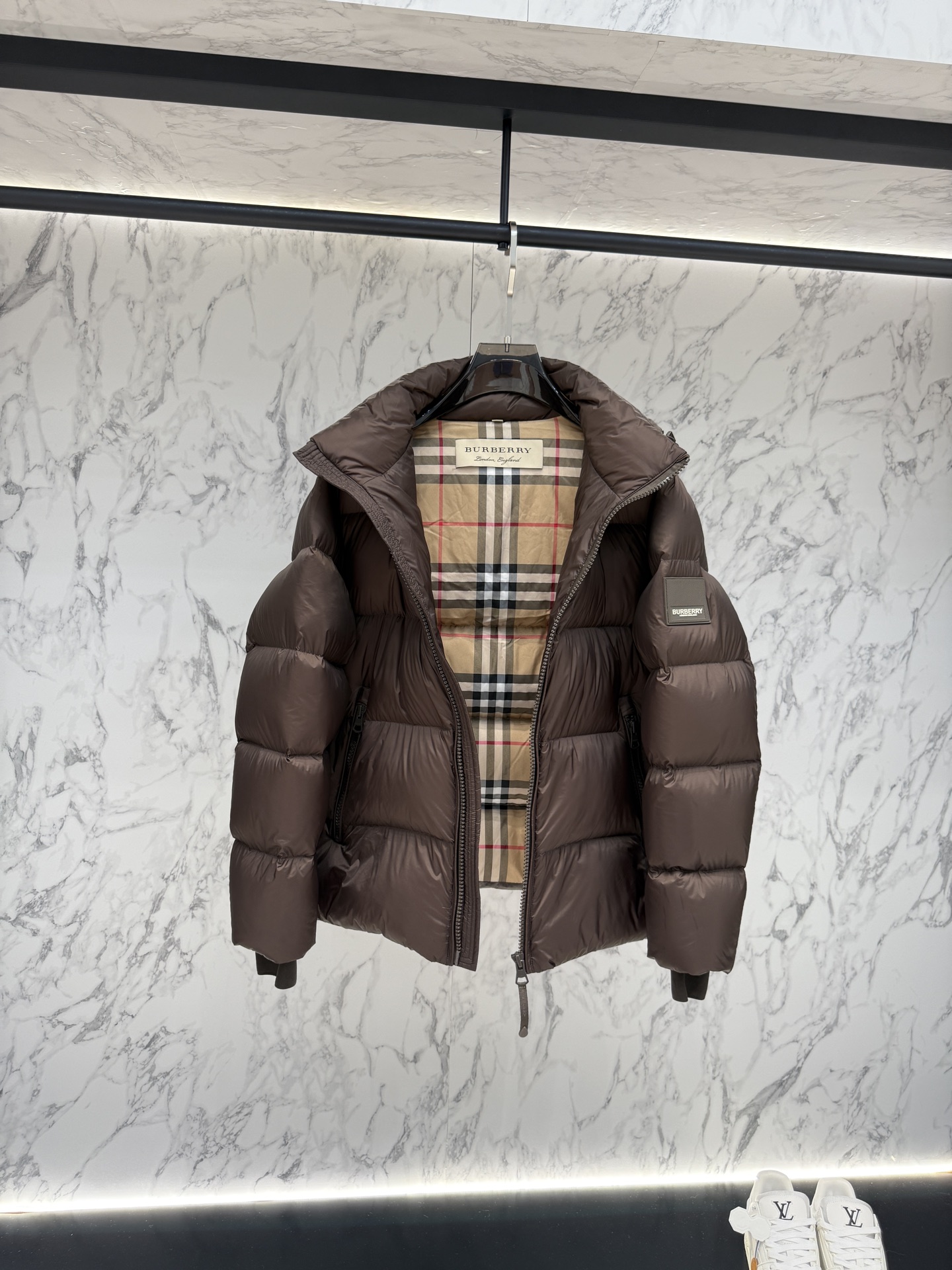 バーバリー「Burberry」秋冬ファッションフード付きダウンジャケット