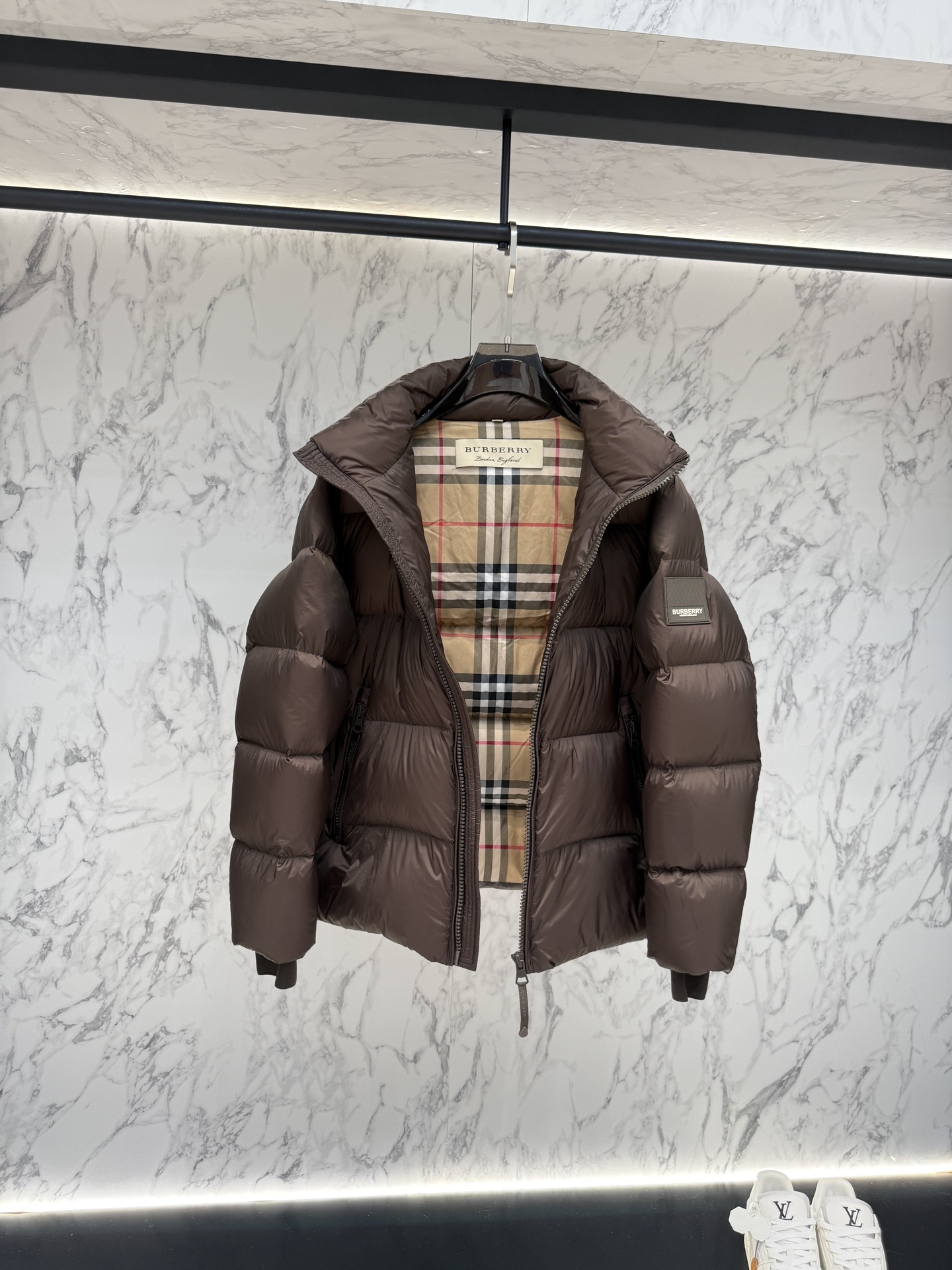 バーバリー「Burberry」秋冬ファッションフード付きダウンジャケット