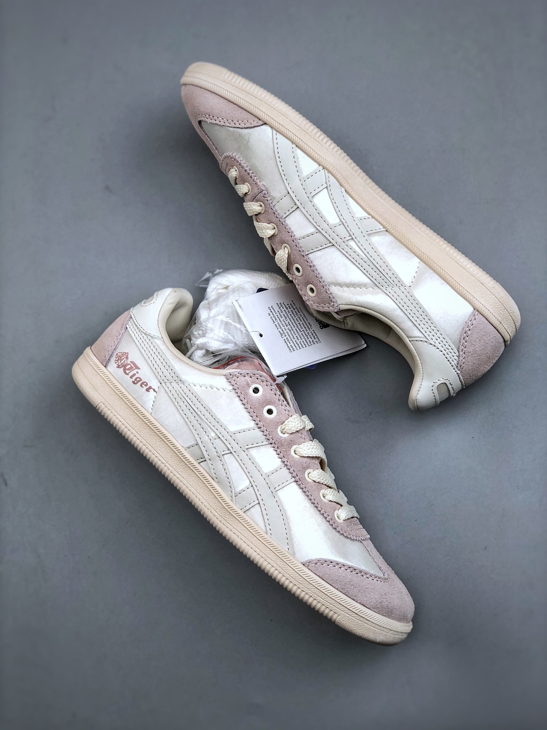 オニツカタイガー「Onitsuka Tiger」Tokuten ― ローカット レトロ ランニングスニーカー