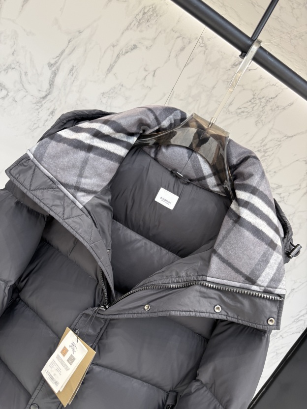 バーバリー「Burberry」秋冬ファッションフード付きダウンジャケット