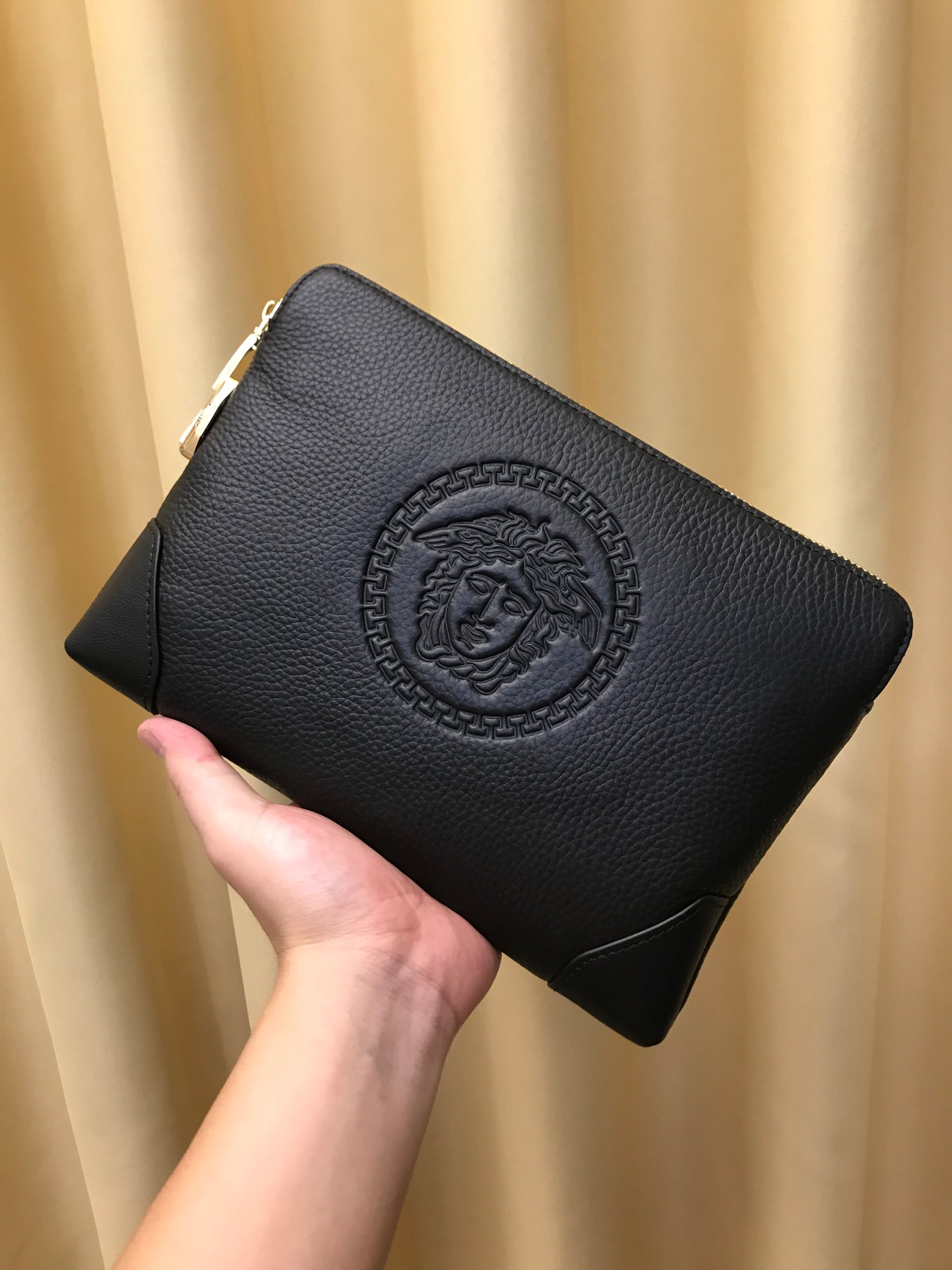 ヴェルサーチ「Versace」メデューサ クラッチバッグ