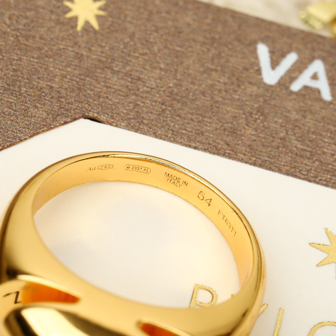 ブルガリ「Bvlgari」エレガントなリングコレクション