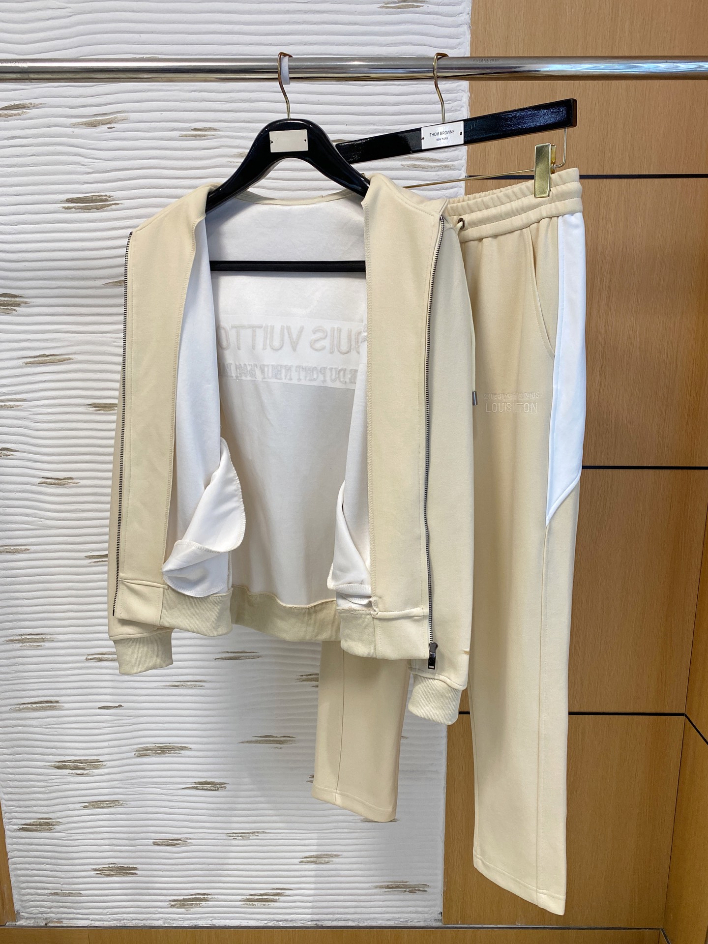 ルイ・ヴィトン「Louis Vuitton」秋冬カジュアルスポーツセット