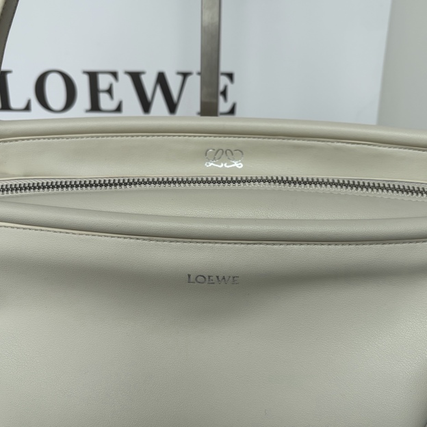 ロエベ「Loewe」2026 ロエベ アマソナ 180 ハンドバッグ / トートバッグ