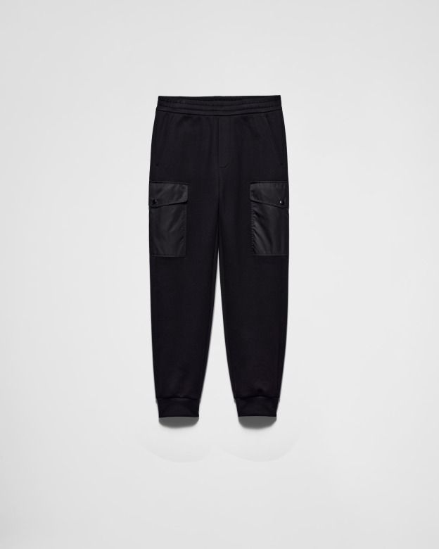 プラダ「Prada」コットンフリース×Re-Nylon トップス＆ボトムス
